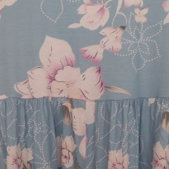 Floral blooming maxi dress Ptp 22" - Picture 4 of 5